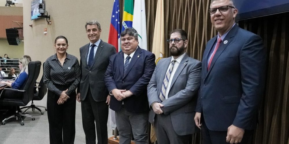 Camara-Municipal-de-Manaus-recebe-visita-do-embaixador-da-Italia