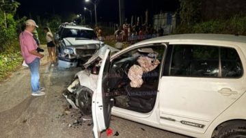 Colisao-entre-picape-e-veiculo-no-Ramal-do-Ipiranga-deixa-casal-ferido-em-Manaus
