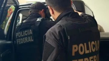 Policiais Federais deram andamento à Operação Piloto de Fuga, deflagrada em Manaus (Foto: Divulgação/Polícia Federal)