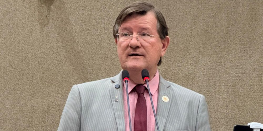 Ze-Ricardo-fiscaliza-escolas-e-UBS-no-bairro-Taruma-e-denuncia-descaso-da-prefeitura-com-educacao-e-saude-1