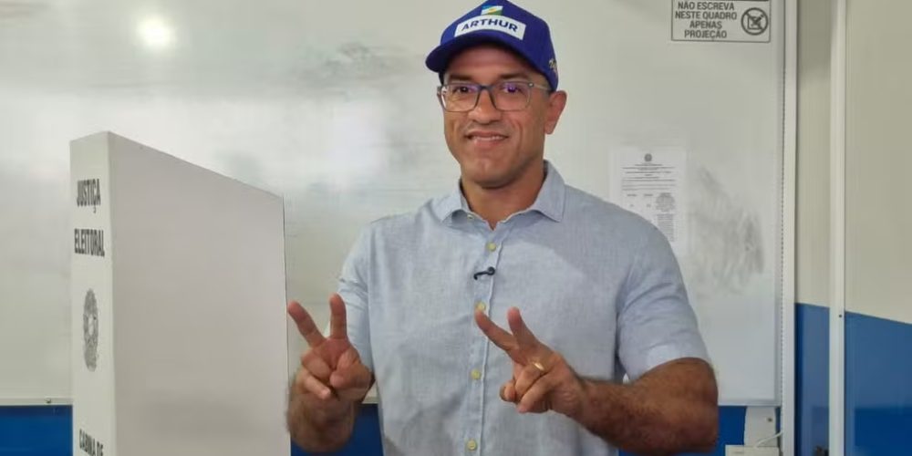 arthur-henrique-vota